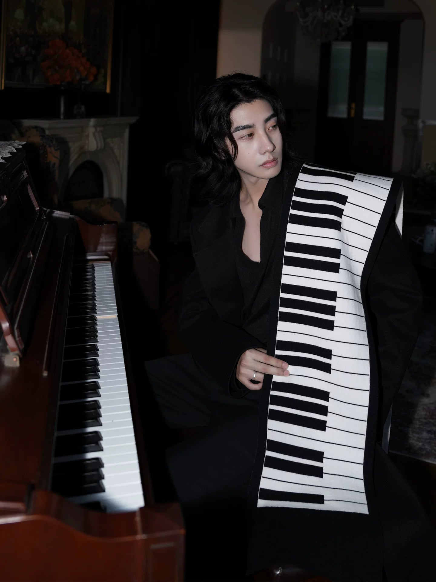 BALITONE "Luofu Melody" orijinal dizayn fortepiano yaylığı imitasiya dovşan məxmər jakarlı boyunlu isti şal