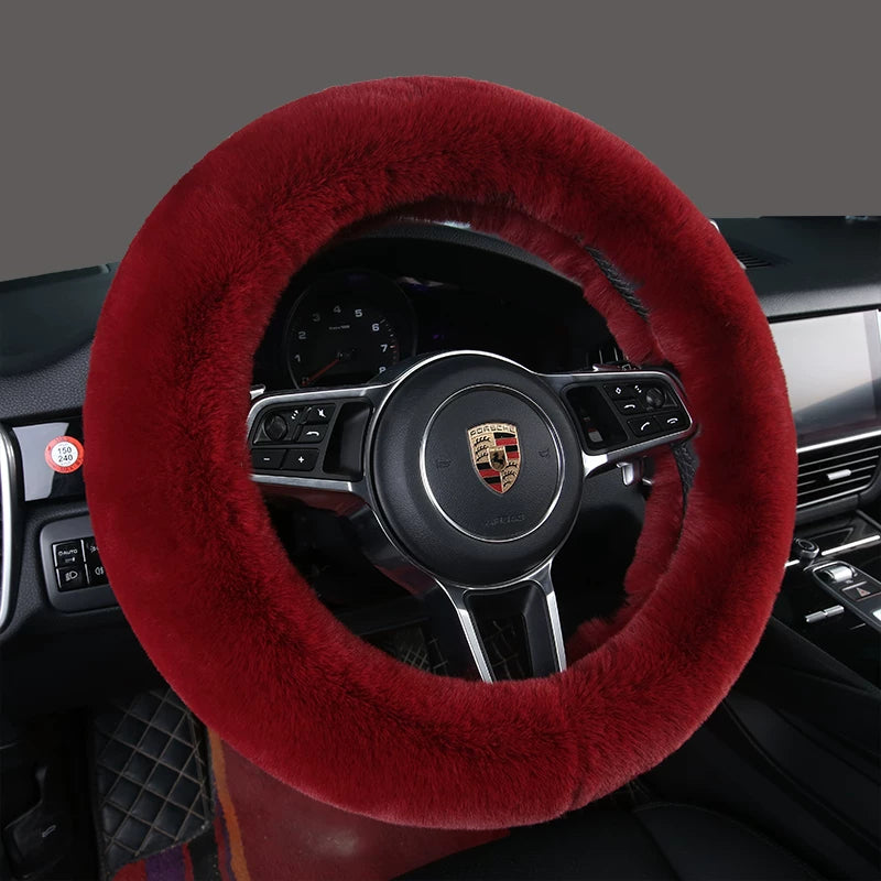 Car steering wheel cover, soft, warm, non-slip, soft and comfortable for winter, universal car interior accessory.