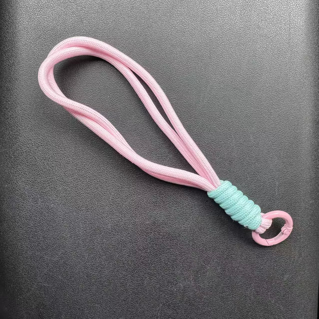 Avtomobil Asma Aksesuarları Pop Mart Arxa Görünüş Güzgüsü Peluş Kukla Düyünlü Toxunma Lanyard Telefon Anahtarlığı Lanyard