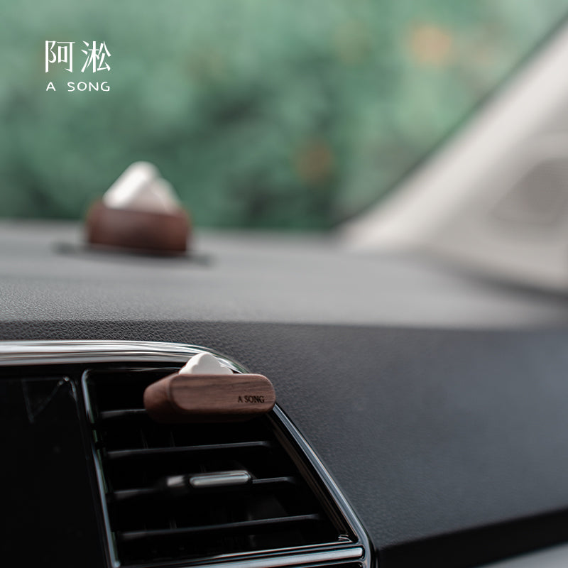 "Üzən Bulud" Orijinal Bərk Taxta Avtomobil Hava Çıxışı Aromaterapiya Aroma Diffuzor Avtomobil Ətri Fantaziya