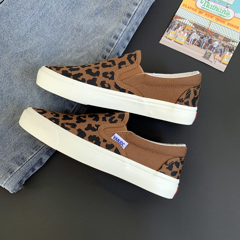 Instagram-famous leopard print sneakers, 2025's new Korean style, retro stylish niche canvas shoes, versatile and fashionable.
