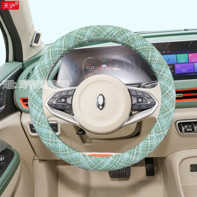 ORA Good Cat Car Steering Wheel Cover GT Car Interior Accessories Support Cover Popular Cream Green Winter Plush For Women
