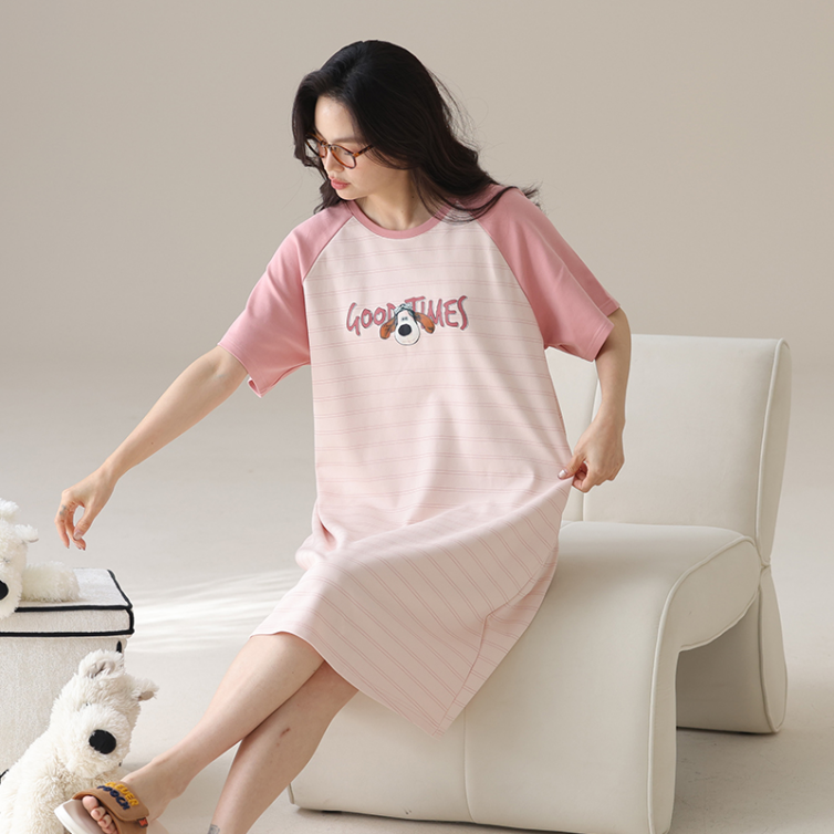 Qadınlar üçün Hengyuanxiang pijama və gecə paltarı 2026 yeni yay nazik üslublu yüksək səviyyəli təmiz pambıq qısaqol ev paltarları qadınlar üçün çöldə geyinmək üçün