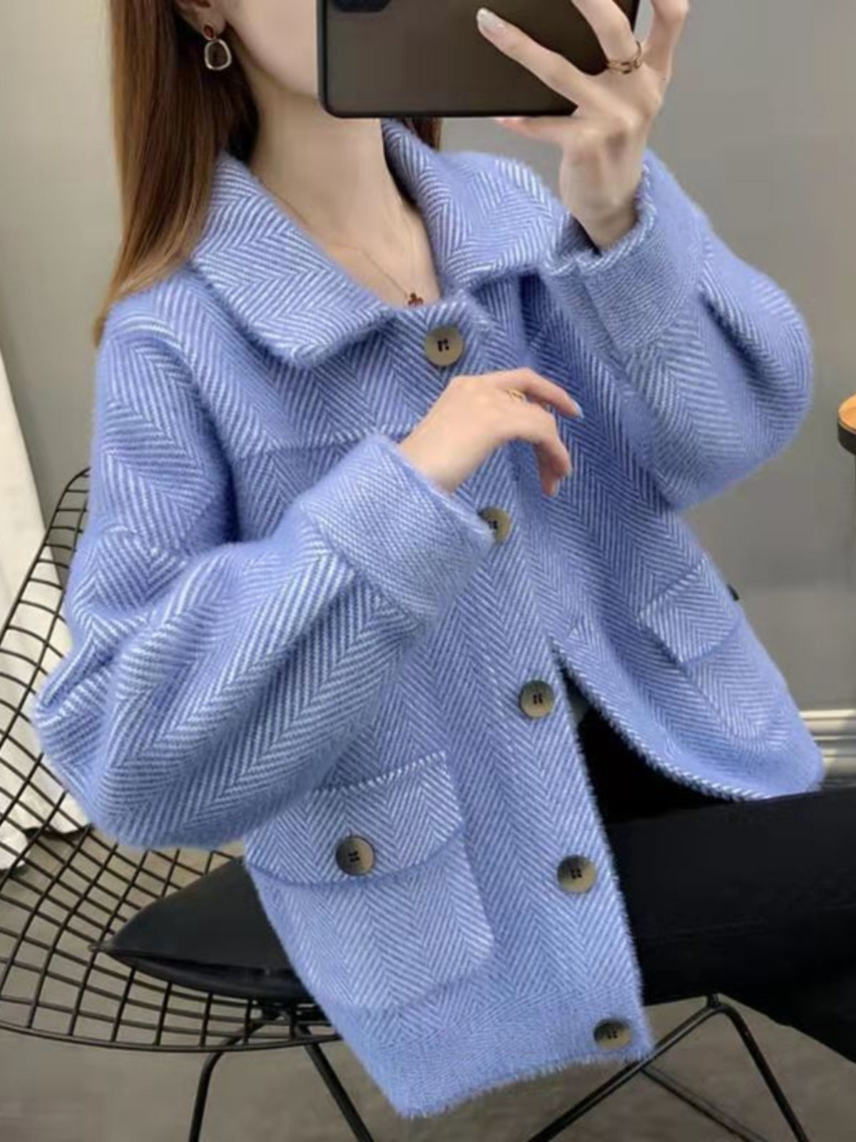 Qadınlar üçün isti süni sumqayır yun paltoları, geniş formalı, qalınlaşdırılmış, qızılı sumqayır üslubunda, qısa toplar, mövsümdənkənar endirim.