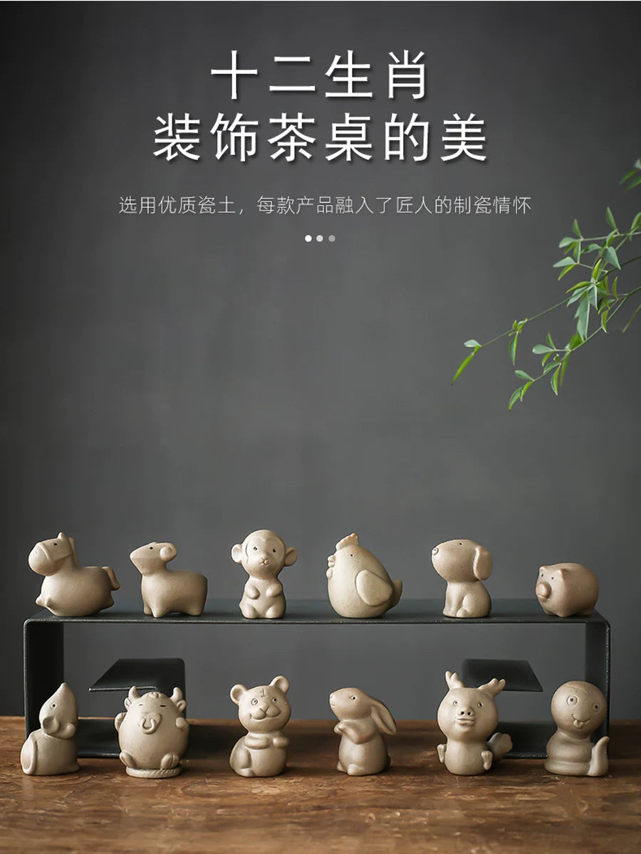 Yuxuan Fingertip Tea Pet 12 Bürc Bürcləri Donuz, Qoyun, Toyuq, Dovşan Kobud dulusçuluq çayı ofis və ev üçün bənövşəyi gildən bəzəklər üçün qaldırıla bilər.