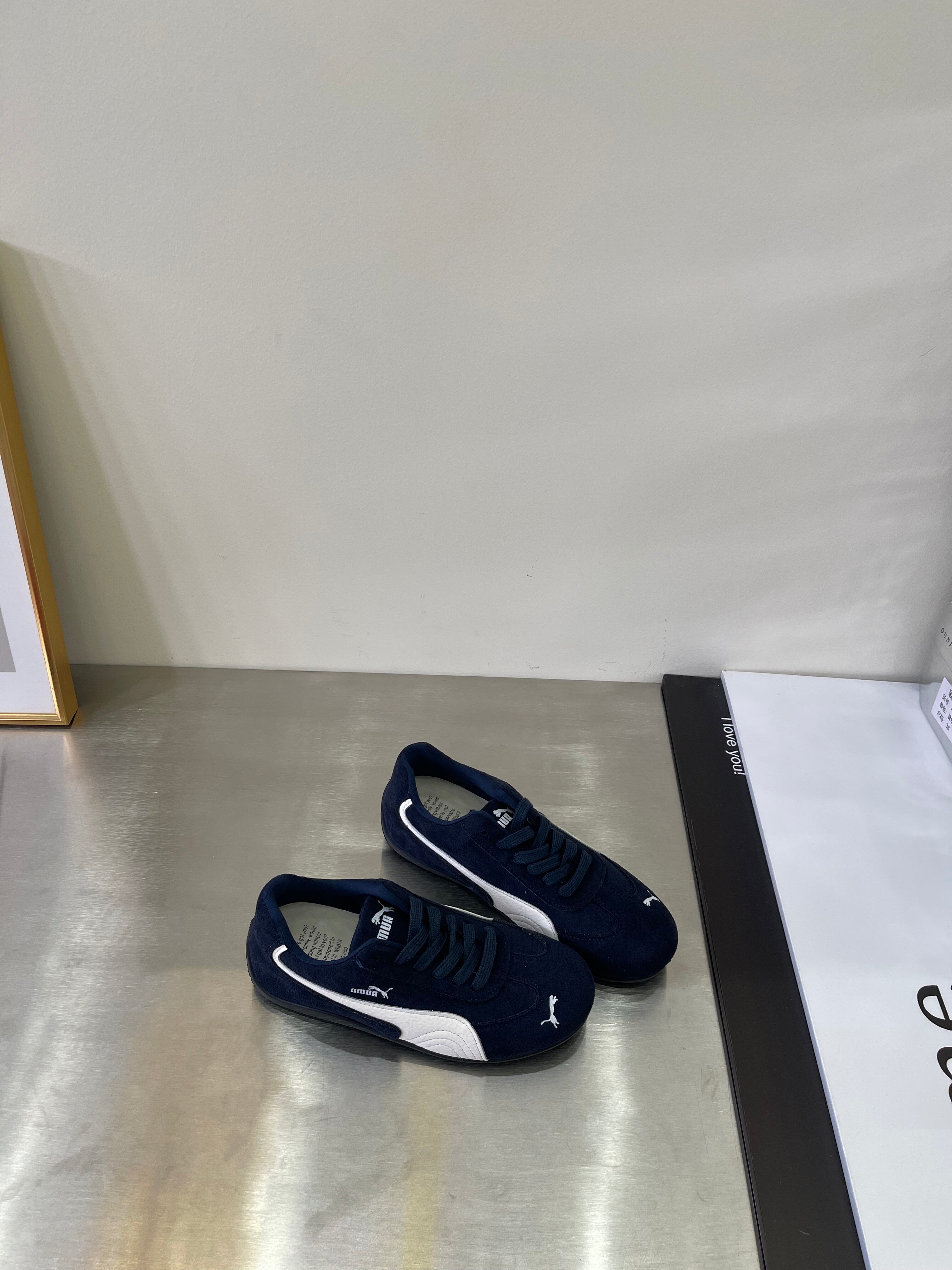 Genuine leather platform sneakers for women, new model 2025, limited sizes, available for export and retail.