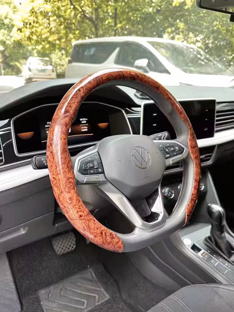 Car steering wheel cover, wood grain protective cover, anti-slip, ultra-thin, universal for all seasons, card-style carbon fiber texture, high quality.