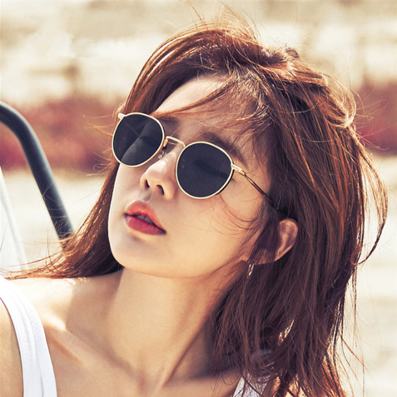 Yoo In Na-nın qadınlar üçün eyni üslublu günəş eynəyi, retro dəyirmi çərçivə, internet məşhuru, Koreya versiyası, moda kişilər üçün anti-UV polarizasiyalı gün eynəkləri
