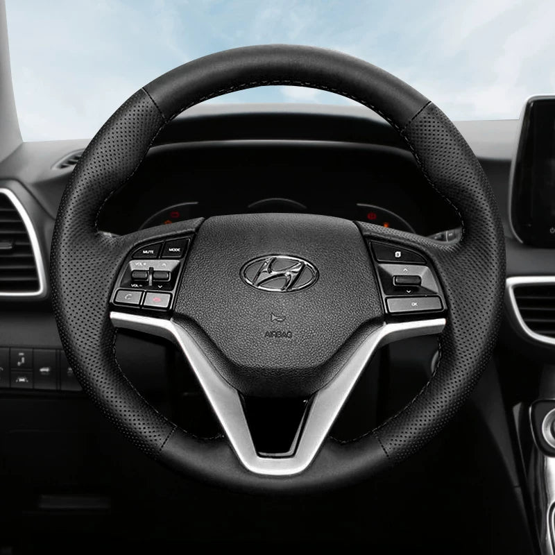 Hyundai Elantra, Hyundai Mistra, Hyundai Yuedong, Tucson və Langdong ix35 üçün qış versiyası üçün əl ilə tikilmiş orijinal dəri sükan örtüyü.