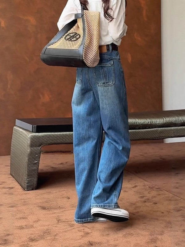 Qadınlar üçün mavi düz ayaqlı cins şalvar, yeni yaz üslubunda, böyük ölçüdə, yüksək belli, nazik formalı enli ayaqlı şalvar. Yüksək belli, arıqladıcı və enli ayaqlı dizayn.