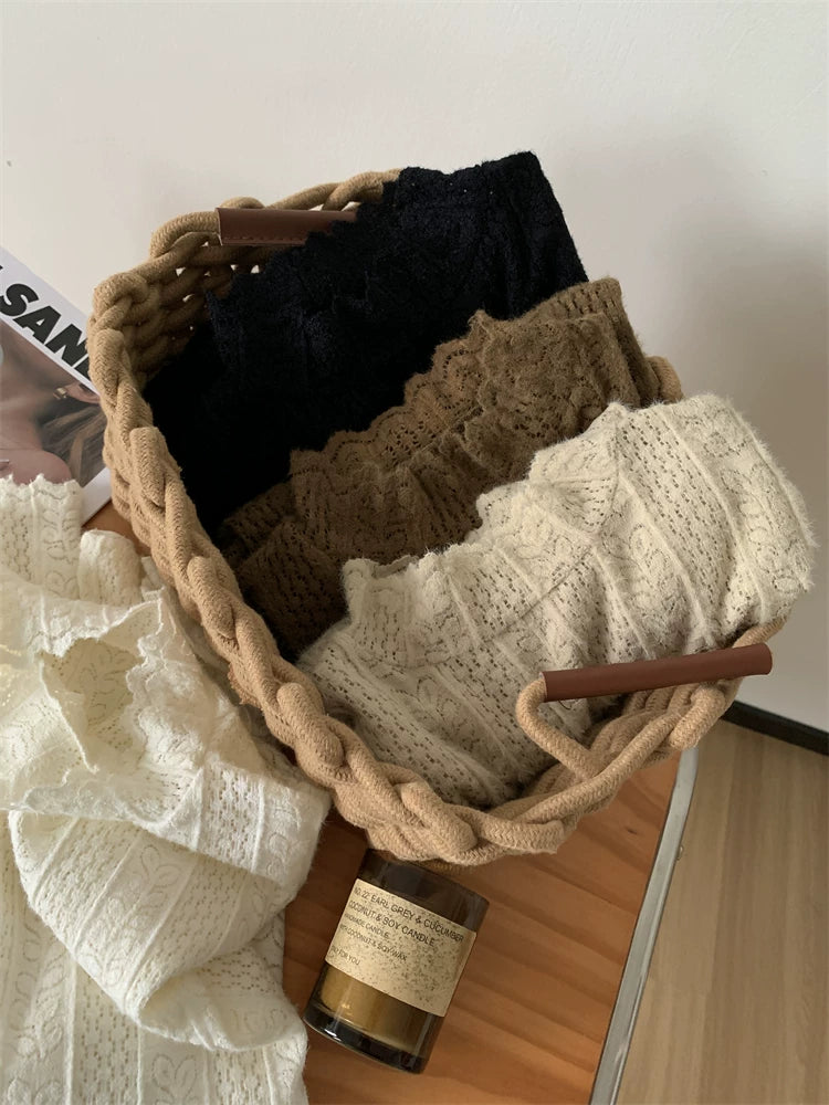 Soft textured T-shirt for Fall/Winter, French retro lace high-neck long-sleeved top, elegant and multifunctional sweater underlayer