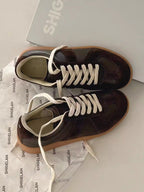 Avropa üslubunda orijinal dəridən hazırlanmış krujevalı retro alman məşq ayaqqabıları qadın 2025 yaz/payız yeni düz idman təsadüfi idman ayaqqabıları