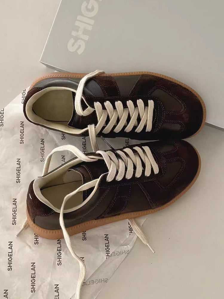 Avropa üslubunda orijinal dəridən hazırlanmış krujevalı retro alman məşq ayaqqabıları qadın 2025 yaz/payız yeni düz idman təsadüfi idman ayaqqabıları