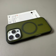 iPhone17 üçün uyğun yüksək səviyyəli şam iynəsi yaşıl şaxtalı maqnit qutusu 16promax apple 15/14/13 niş sadə 12