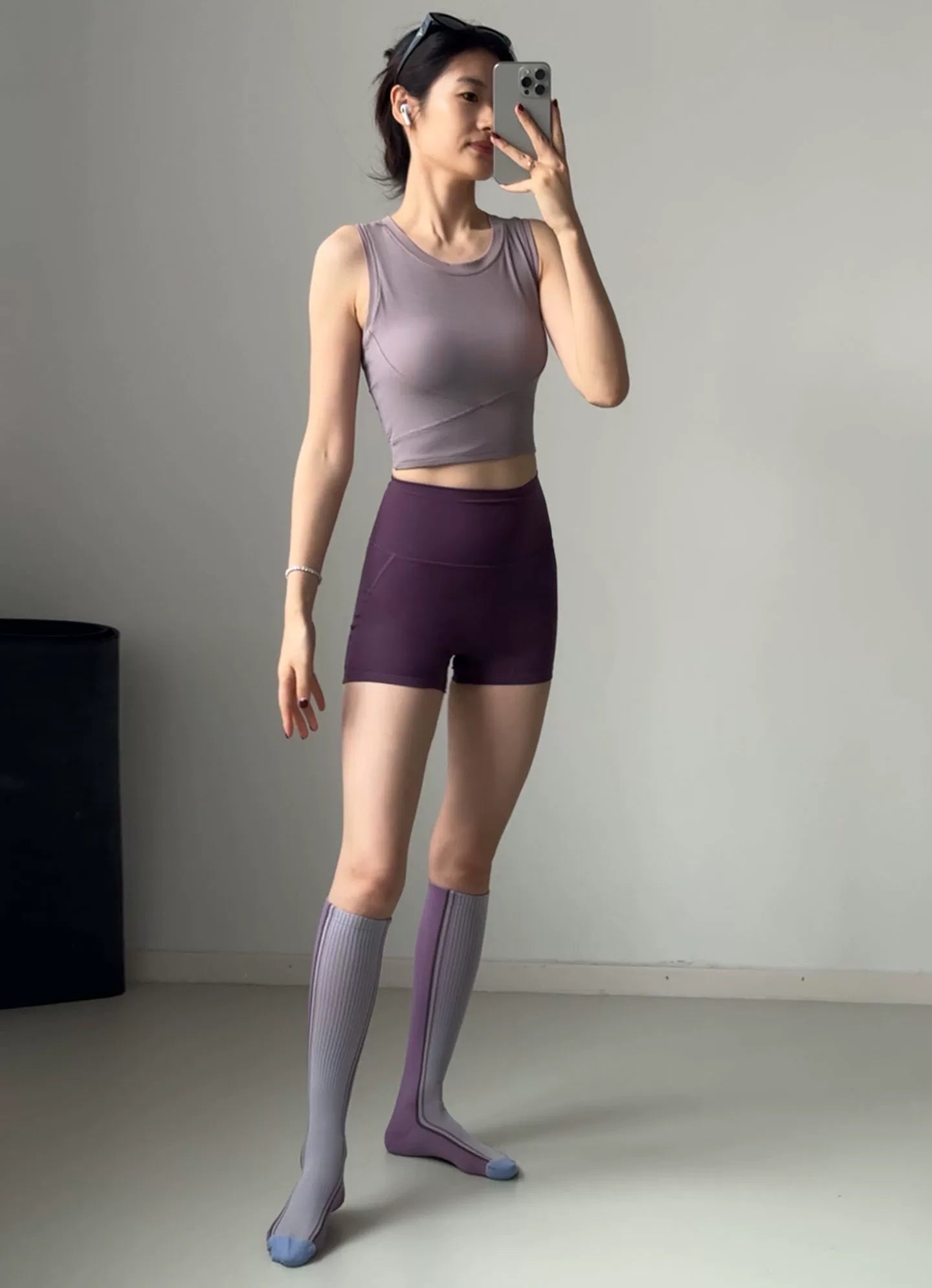 Yoyo idman bra fitness bra Pilates məşq geyim üst geyinmək sinə yastığı ilə yoga geyim jilet tövsiyə edir