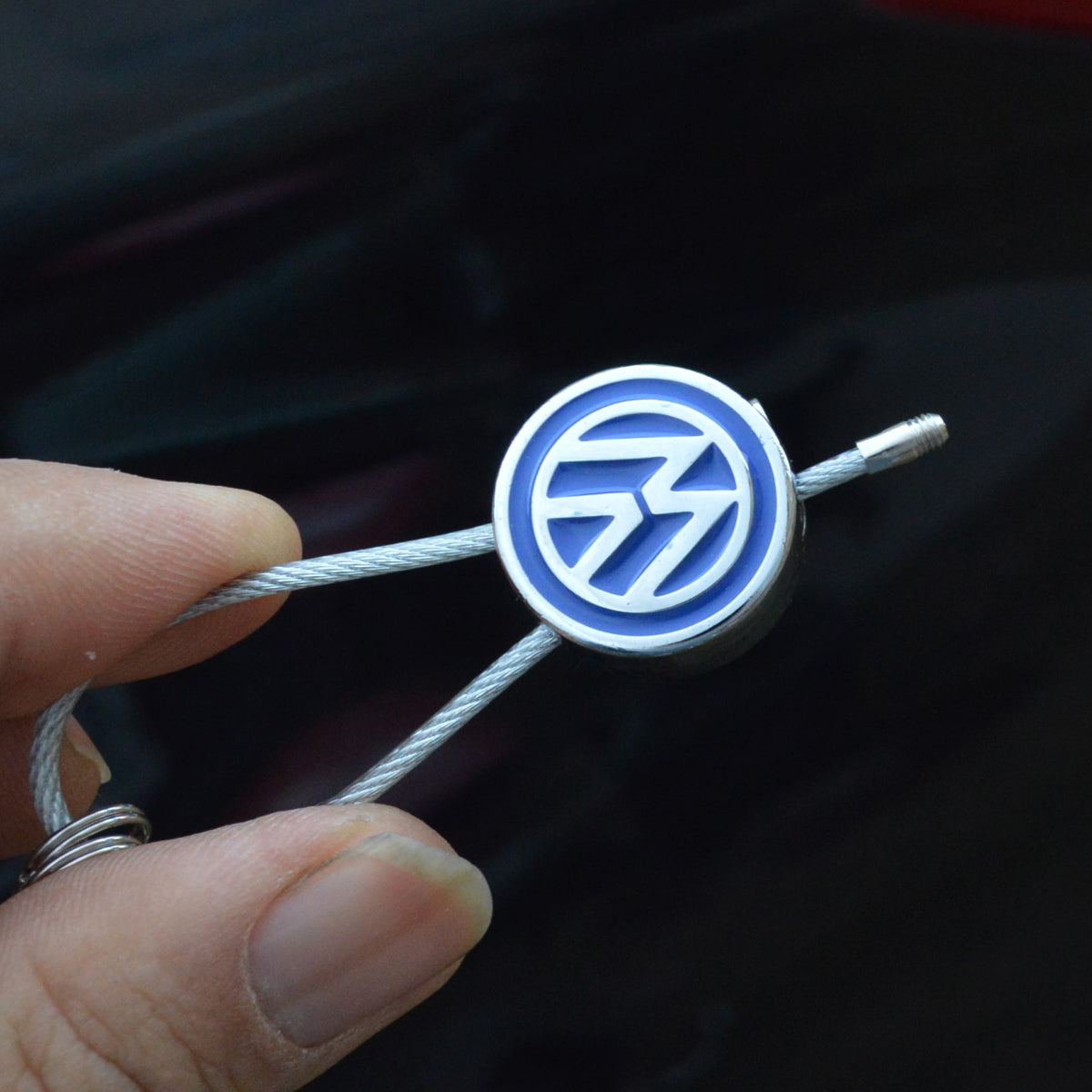 İki tərəfli Volkswagen polad məftil açar üzüyü, avtomobil açarı üçün asma, şəxsiyyət vəsiqəsi, Tayron açar üzüyü, Magotan açar zənciri, fərdiləşdirilmiş.