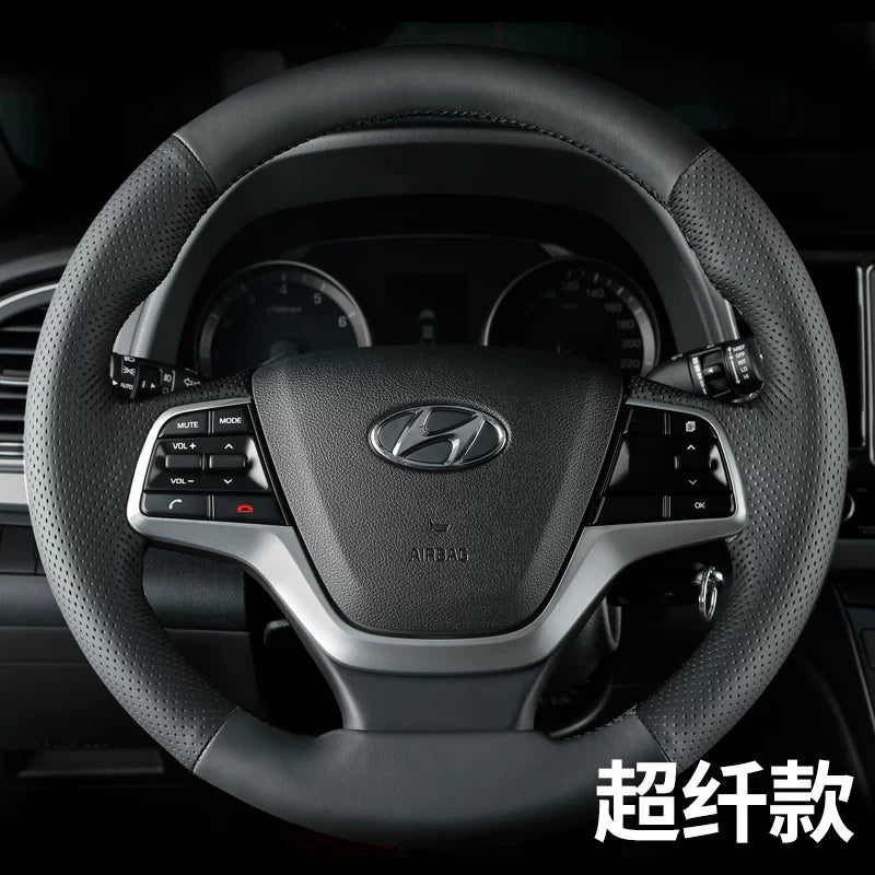 Hyundai Elantra, Hyundai Mistra, Hyundai Yuedong, Tucson və Langdong ix35 üçün qış versiyası üçün əl ilə tikilmiş orijinal dəri sükan örtüyü.