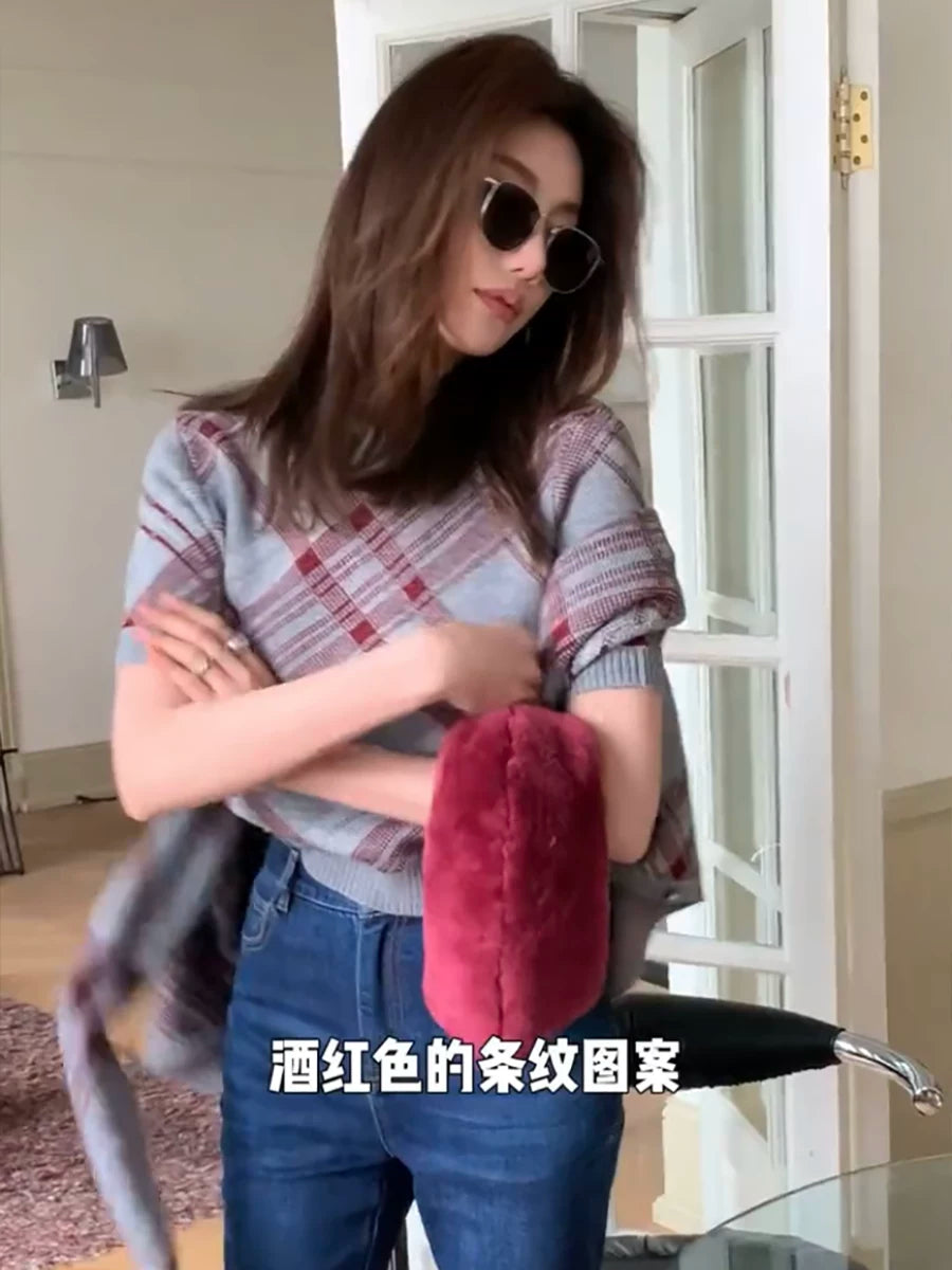 Gündəlik və rahat iki hissəli dəst, 2025-ci ilin erkən yaz yeni rəngli bloklu dama-dama toxunmuş hırka qısaqol top dəsti