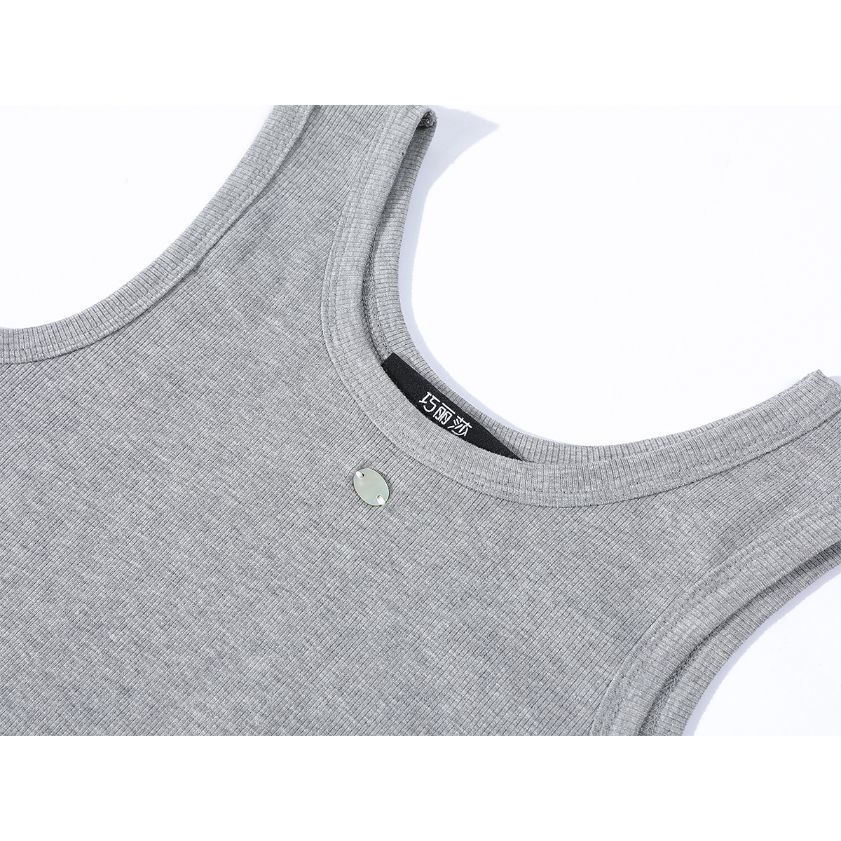 Cholisa-nın unikal və heyrətamiz yay iki hissəli don dəsti inanılmaz dərəcədə gözəl, gənc və çox populyardır - qadınlar üçün fransız üslublu don.