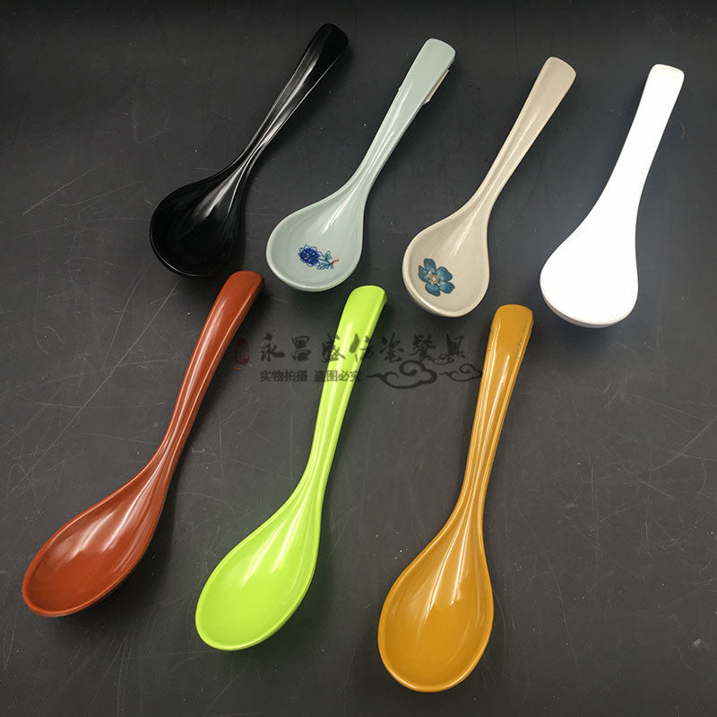 Otelin yeni rəngli melamin uzun sapı qısa saplı süfrə qaşıq çəngəlli imitasiya çini plastik məişət qaşığı