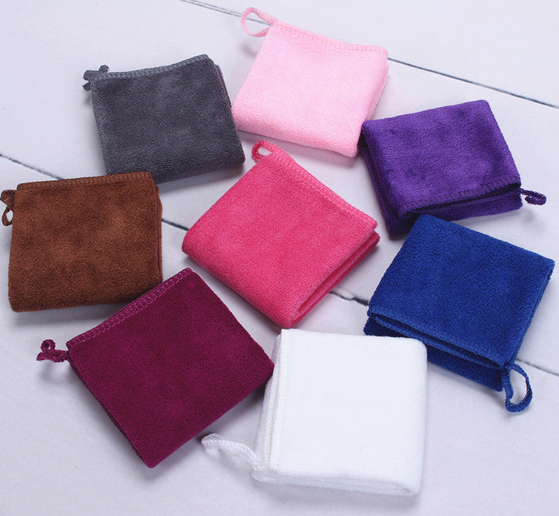 Kiçik kvadrat dəsmal asılan uşaq kiçik dəsmalı öz lanyardlı qalınlaşdırılmış uducu bez təmizləyici uşaq bağçası oteli
