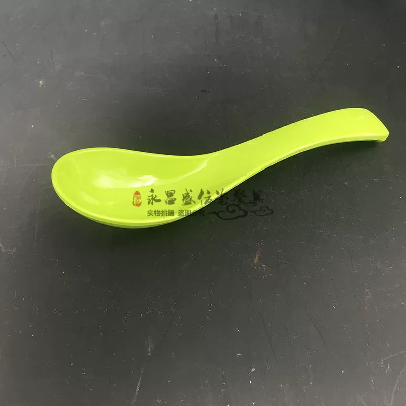 Otelin yeni rəngli melamin uzun sapı qısa saplı süfrə qaşıq çəngəlli imitasiya çini plastik məişət qaşığı