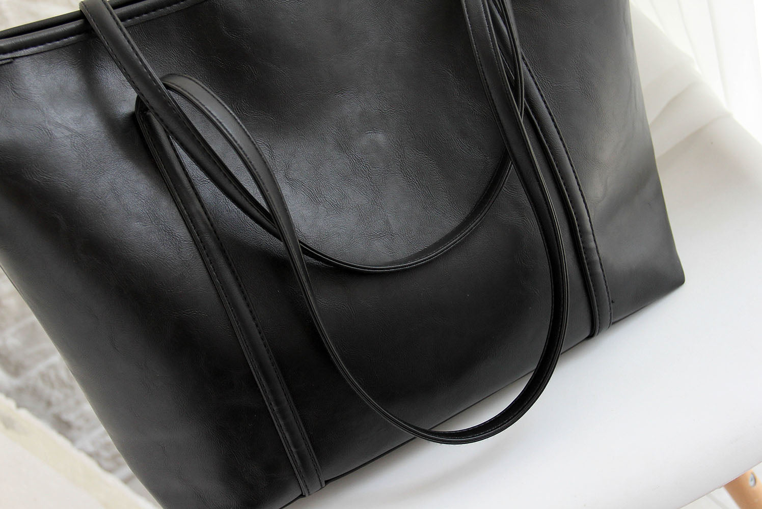 2025 New Korean Style Retro Trend Women's Bag Shopping Bag Simple Bag Handbag Shoulder Bag