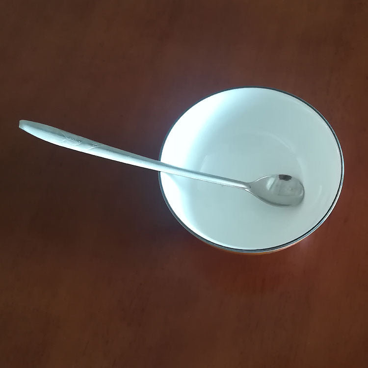 Ədviyyatlı paslanmayan poladdan uzun saplı kiçik qaşıq mətbəx duzu məişət kommersiya qəhvəsi südlü çay qarışdıran qaşıq desert buz qaşığı
